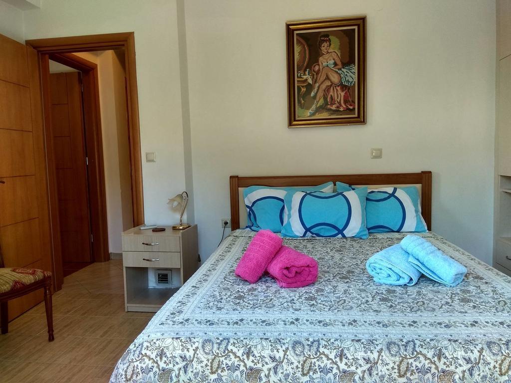 Flamiatos Garden Cottages Pouláta Екстериор снимка